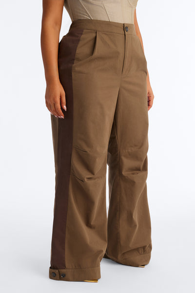 https://cdn.shopify.com/s/files/1/0293/9277/files/02-06-26_S5_5_ZDPDSJZB25126_Olivecombo_ZSR_AF_SS_10-54-49_PLUS_23773_PXF.jpg?v=1771014789&with=400&height=600