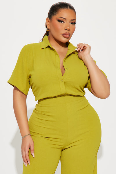 https://cdn.shopify.com/s/files/1/0293/9277/files/02-08-25_S4_15_MP2004_Chartreuse_KP_SS_10-25-35_PLUS_13102_PXF.jpg?v=1739382988&with=400&height=600