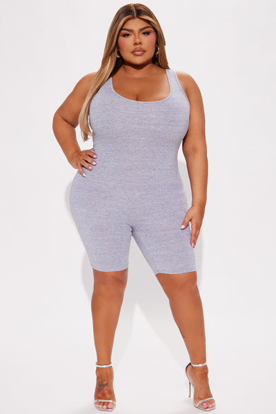 https://cdn.shopify.com/s/files/1/0293/9277/files/02-09-24_S8_26_JR49776_HeatherGrey_DT_PC_13-44-51_PLUS_46874_PXF.jpg?v=1707868961&with=400&height=600