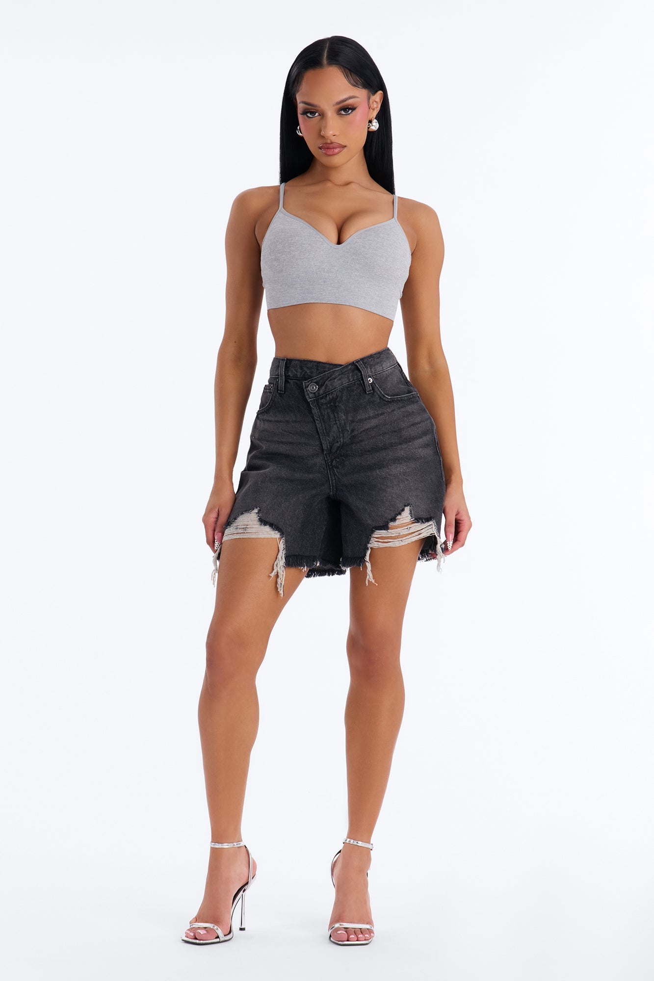 https://cdn.shopify.com/s/files/1/0293/9277/files/02-13-26_S2_18_FNP082913_BlackWash_JG_SS_13-55-47_17987_PXF.jpg?v=1771373568