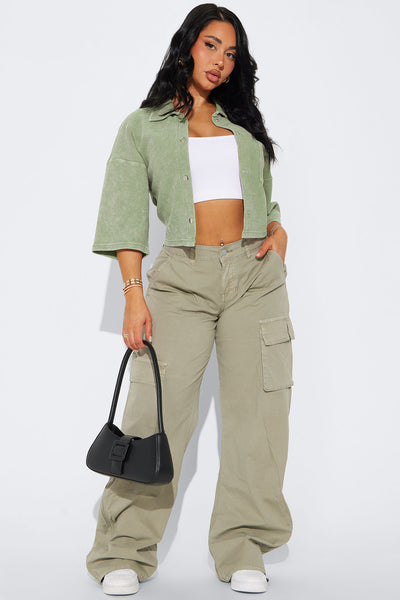 https://cdn.shopify.com/s/files/1/0293/9277/files/02-14-25_S3_22_KDZT4092602_Plum_ZSR_KJ_MC_13-15-30_2937_SG_JA_Olive.jpg?v=1783611869&with=400&height=600