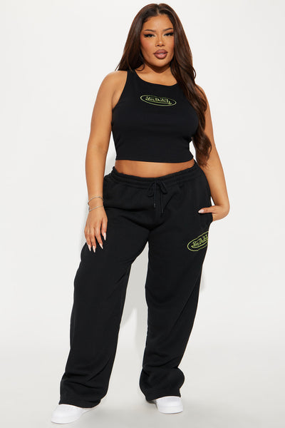 https://cdn.shopify.com/s/files/1/0293/9277/files/02-14-25_S4_18_7VND9A5549NV_Black_Green_dd_LP_AC_10-57-37_PLUS_17320_CM.jpg?v=1740008051&with=400&height=600