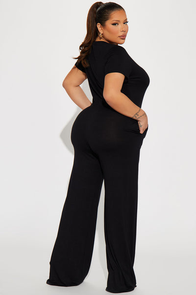 https://cdn.shopify.com/s/files/1/0293/9277/products/02-15-23Studio4_KF_RL_11-43-03_37_AP9279_Black_16710_PLUS_SG.jpg?v=1740417005&with=400&height=600