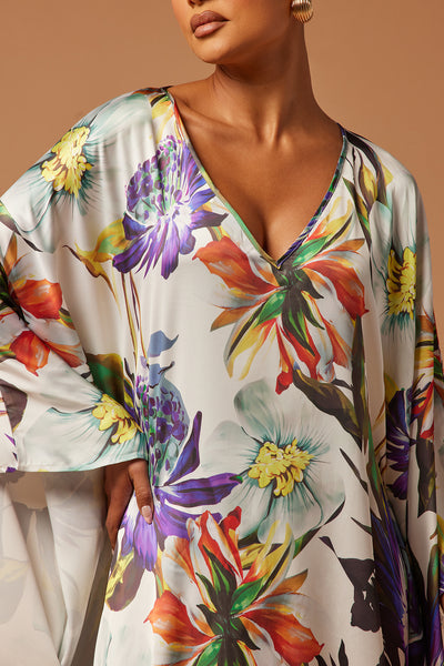 https://cdn.shopify.com/s/files/1/0293/9277/files/02-16-24_S5_6_23GWF10244_WhiteCombo_KT_IM_10-25-37_43629_PXF.jpg?v=1708453149&with=400&height=600