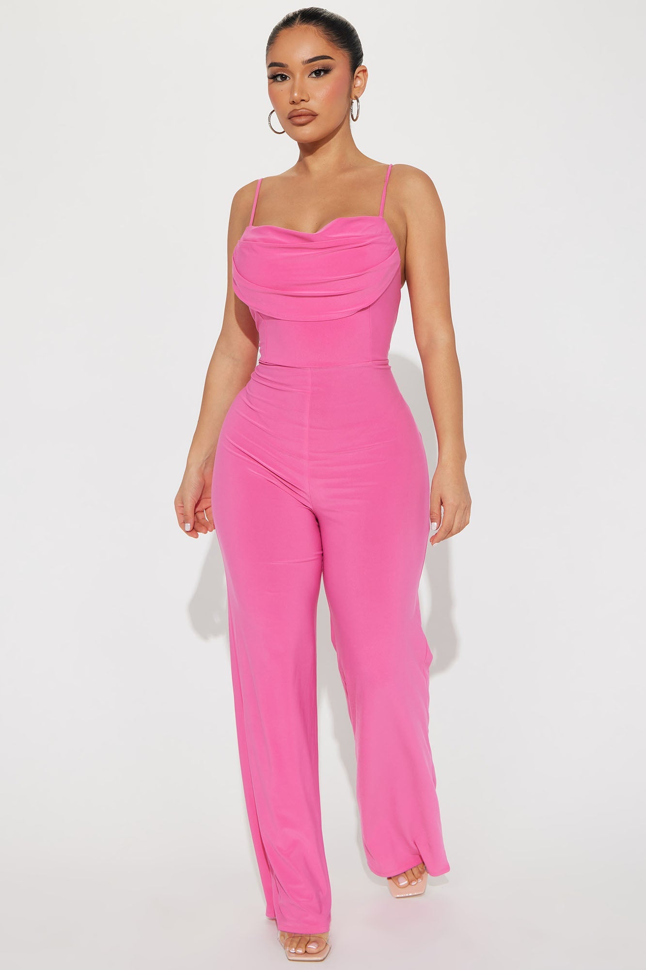 https://cdn.shopify.com/s/files/1/0293/9277/products/02-17-23Studio3_HY_KT_13-27-12_42_BP05736_HotPink_3742_MP.jpg?v=1677182443