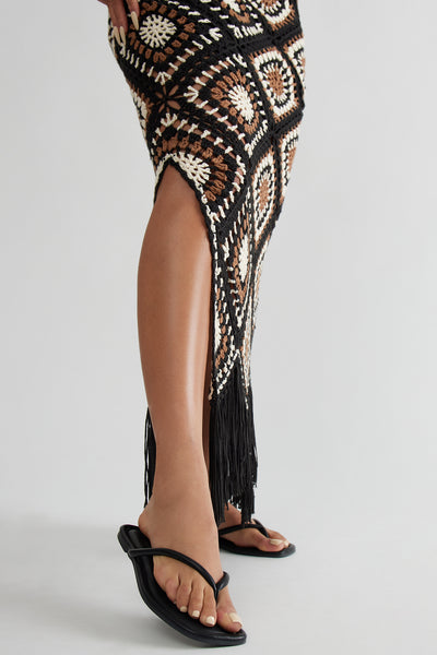 https://cdn.shopify.com/s/files/1/0293/9277/files/02-17-25_S9_28_PRISCILLA5_Black_TK_PC_10-28-09_35570_PXF.jpg?v=1741975578&with=400&height=600