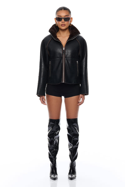 https://cdn.shopify.com/s/files/1/0293/9277/files/02-17-26_S9_18_D95370_BlackBrown_ZSR_KJ_IM_13-21-22_0754_PXF_ae117acd-7a7b-44da-8dd4-f93d9656bbc4.jpg?v=1775786776&with=400&height=600