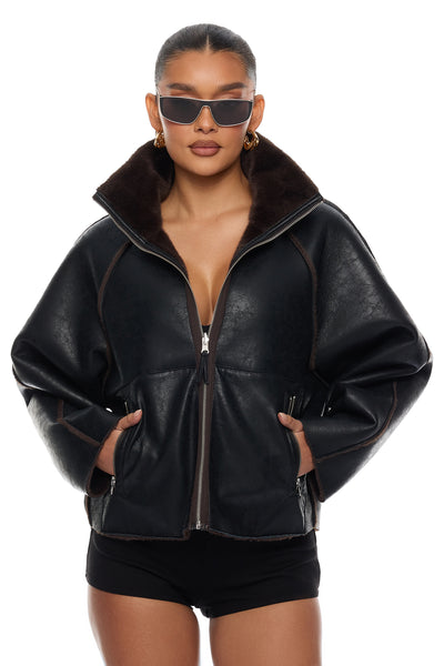 https://cdn.shopify.com/s/files/1/0293/9277/files/02-17-26_S9_18_D95370_BlackBrown_ZSR_KJ_IM_13-21-45_0766_PXF_d2e09a49-6a0a-421a-9da3-d6f477bdef02.jpg?v=1775786776&with=400&height=600