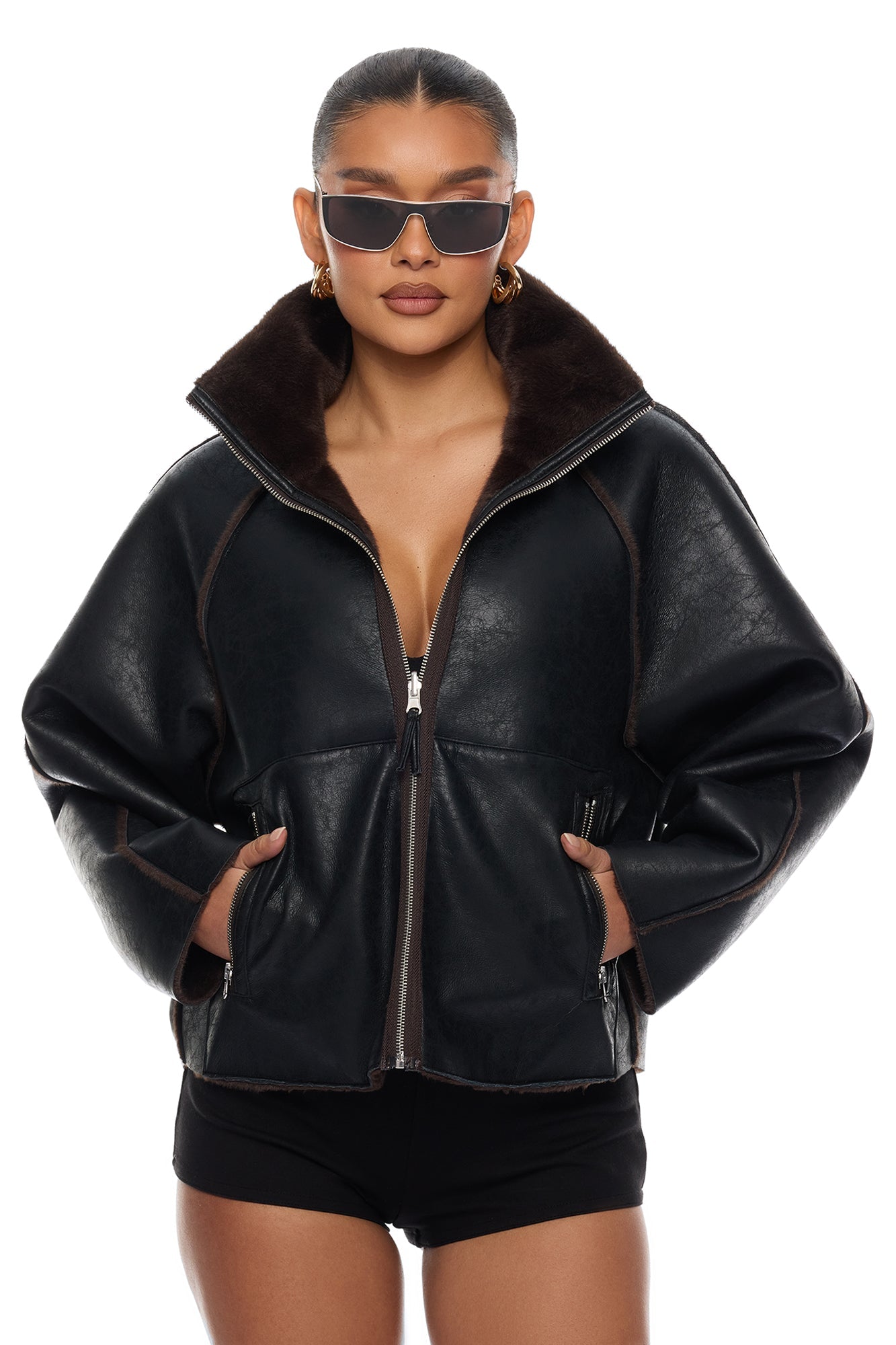 https://cdn.shopify.com/s/files/1/0293/9277/files/02-17-26_S9_18_D95370_BlackBrown_ZSR_KJ_IM_13-21-45_0766_PXF_d2e09a49-6a0a-421a-9da3-d6f477bdef02.jpg?v=1775786776