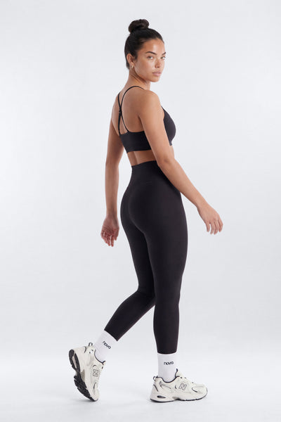 https://cdn.shopify.com/s/files/1/0293/9277/files/02-18-26_S6_PM_19_B12503SP1302_Black_JG_AA_18-43-54_0858-7_ES_ES_JA_CM_8928f468-3f38-4f75-b972-fd5d09915954.jpg?v=1773429640&with=400&height=600