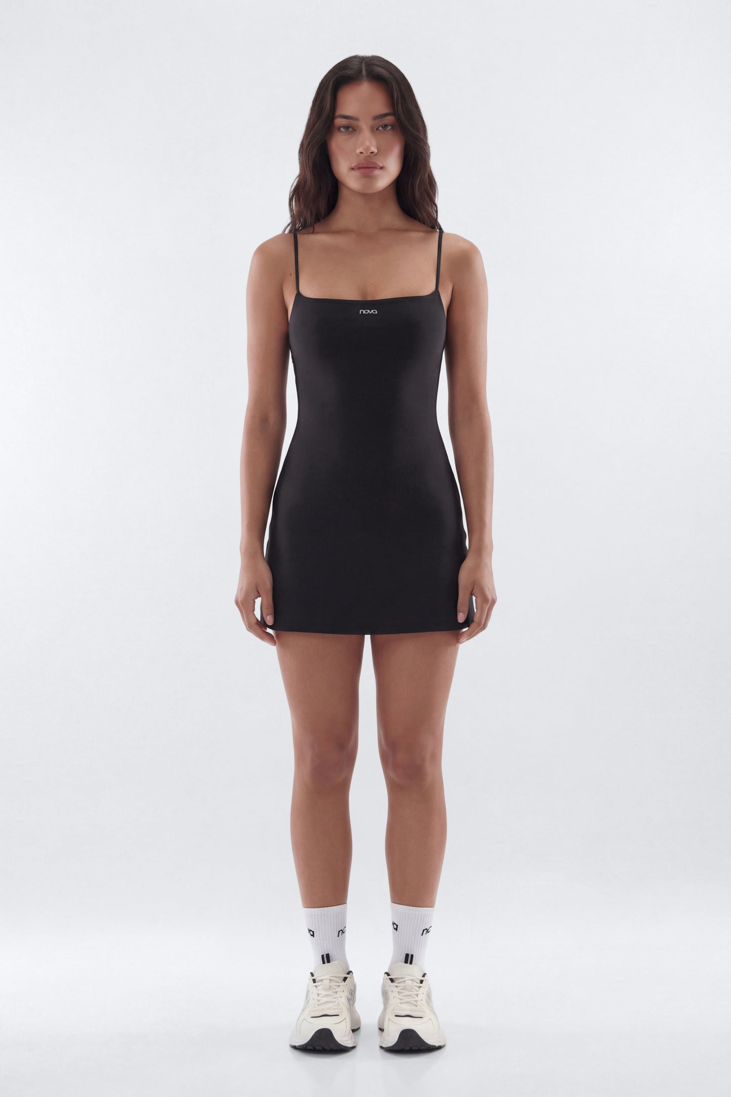 https://cdn.shopify.com/s/files/1/0293/9277/files/02-18-26_S6_PM_23_B125SJ1302_Black_JG_AA_18-58-52_0935-9_1__EH_ES_ES_JA_CM.jpg?v=1773433341