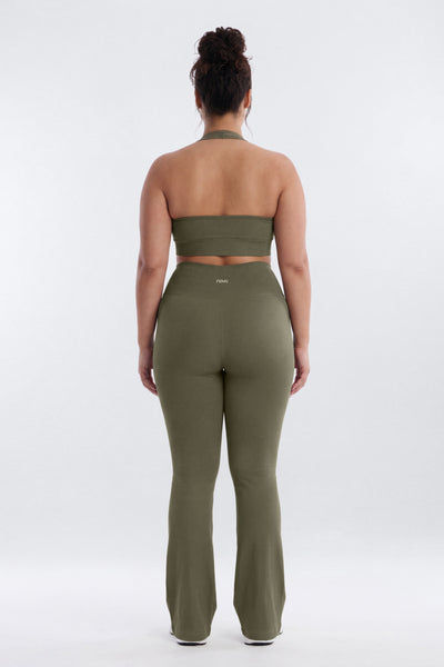 https://cdn.shopify.com/s/files/1/0293/9277/files/02-18-26_S6_PM_29_B12503SP1309_Moss_JG_AA_20-00-08_1151-5_1__SG_ES_ES_JA_PLUS_425d13c7-4161-4f40-8dbe-8dd39cd73f81.jpg?v=1776811028&with=400&height=600