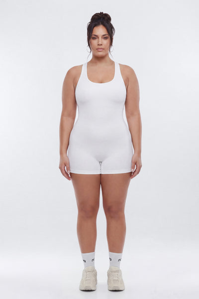 https://cdn.shopify.com/s/files/1/0293/9277/files/02-19-26_S3_PM_17_B12504SJ1301_BrightWhite_JG_AA_18-32-16_1547-5_EH_ES_CM_JA_ES_PLUS.jpg?v=1777056211&with=400&height=600