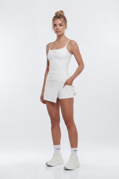 https://cdn.shopify.com/s/files/1/0293/9277/files/02-19-26_S3_PM_25_B12503SB1203_BrightWhite_JG_AA_19-31-45_42456__Copy_-5_EH_ES_ES_JA_CM.jpg?v=1773354322