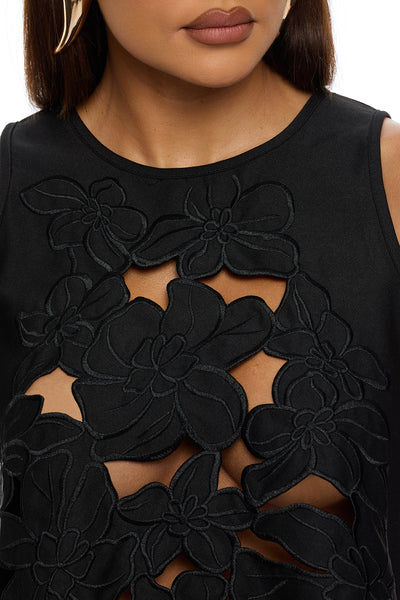 https://cdn.shopify.com/s/files/1/0293/9277/files/02-19-26_S9_5_FN1266FN_BlackGold_ZSR_KJ_IM_11-12-45_0185_PXF_8168302a-c775-4e3a-84dc-cf7c05d722b0.jpg?v=1772149997&with=400&height=600