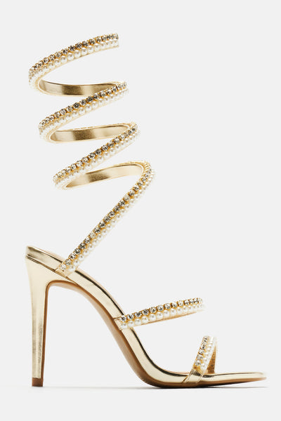 https://cdn.shopify.com/s/files/1/0293/9277/files/02-20-24_S10_6_NARS22_Gold_P_CXB_09-32-13_5220_CM_ES.jpg?v=1720741520&with=400&height=600