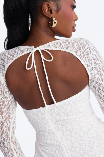 https://cdn.shopify.com/s/files/1/0293/9277/files/02-20-26_S5_15_B125DR1901_Ivory_ZSR_CXB_SS_11-36-36_PLUS_36073_PXF.jpg?v=1771960006&with=400&height=600