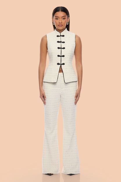 https://cdn.shopify.com/s/files/1/0293/9277/files/02-20-26_S9_18_GW25K6167AB_Creamcombo_ZSR_KJ_IM_14-05-44_0544_PXF_BG.jpg?v=1784838295