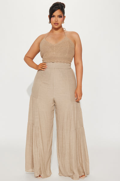 https://cdn.shopify.com/s/files/1/0293/9277/files/02-21-24_S5_37_HF24E224_Taupe_P_RA_AC_13-36-23_PLUS_47070_PXF.jpg?v=1708795090&with=400&height=600