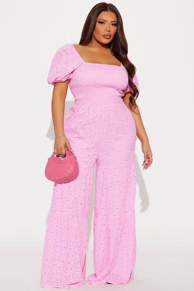 https://cdn.shopify.com/s/files/1/0293/9277/files/02-21-25_S4_25_HF25E471_Pink_RK_MC_13-46-09_PLUS_21716_PXF.jpg?v=1741143906&with=400&height=600
