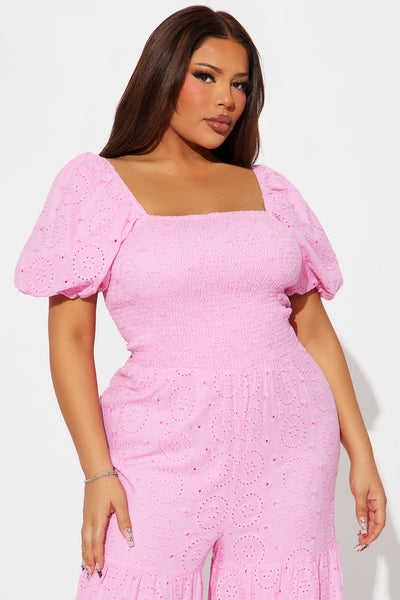 https://cdn.shopify.com/s/files/1/0293/9277/files/02-21-25_S4_25_HF25E471_Pink_RK_MC_13-46-33_PLUS_21722_PXF.jpg?v=1741143906&with=400&height=600