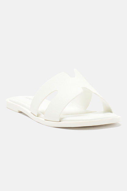 https://cdn.shopify.com/s/files/1/0293/9277/files/02-22-24_S10_61_LUKE01A_White_P_CXB_15-06-53_5735_RB_ES.jpg?v=1740176683