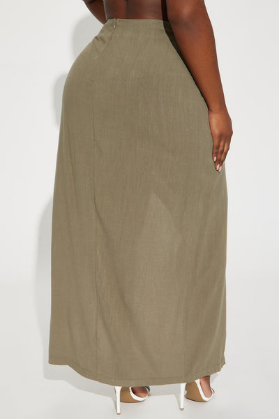 https://cdn.shopify.com/s/files/1/0293/9277/files/02-22-24_S4_37_S50034C_Olive_KJ_SS_13-22-16_PLUS_55259_PXF.jpg?v=1714427006&with=400&height=600