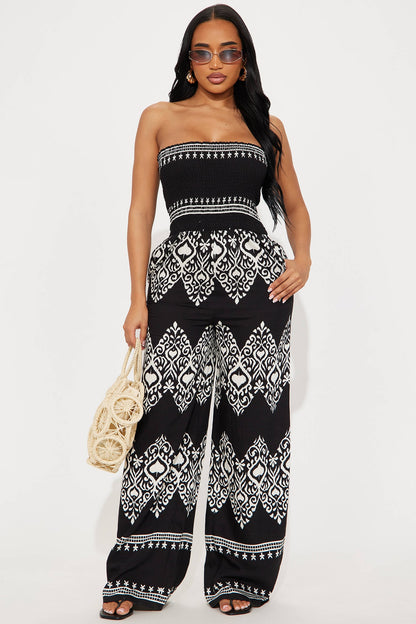 https://cdn.shopify.com/s/files/1/0293/9277/files/02-24-24_S6_58_KSHJ410159_Blackcombo_RM_SS_15-12-04_33119_PXF.jpg?v=1740598586