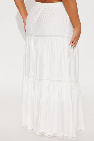 https://cdn.shopify.com/s/files/1/0293/9277/files/02-24-25_S4_40_B22375_White_CXB_PC_14-57-49_PLUS_65476_PXF_SG.jpg?v=1741385081&with=400&height=600