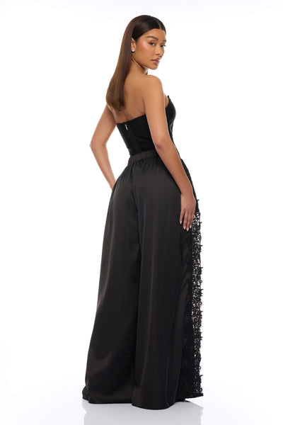 https://cdn.shopify.com/s/files/1/0293/9277/files/02-24-26_S9_36_25GWQ17495_Black_JG_IM_15-28-28_1170_PXF_CM.jpg?v=1772215363&with=400&height=600