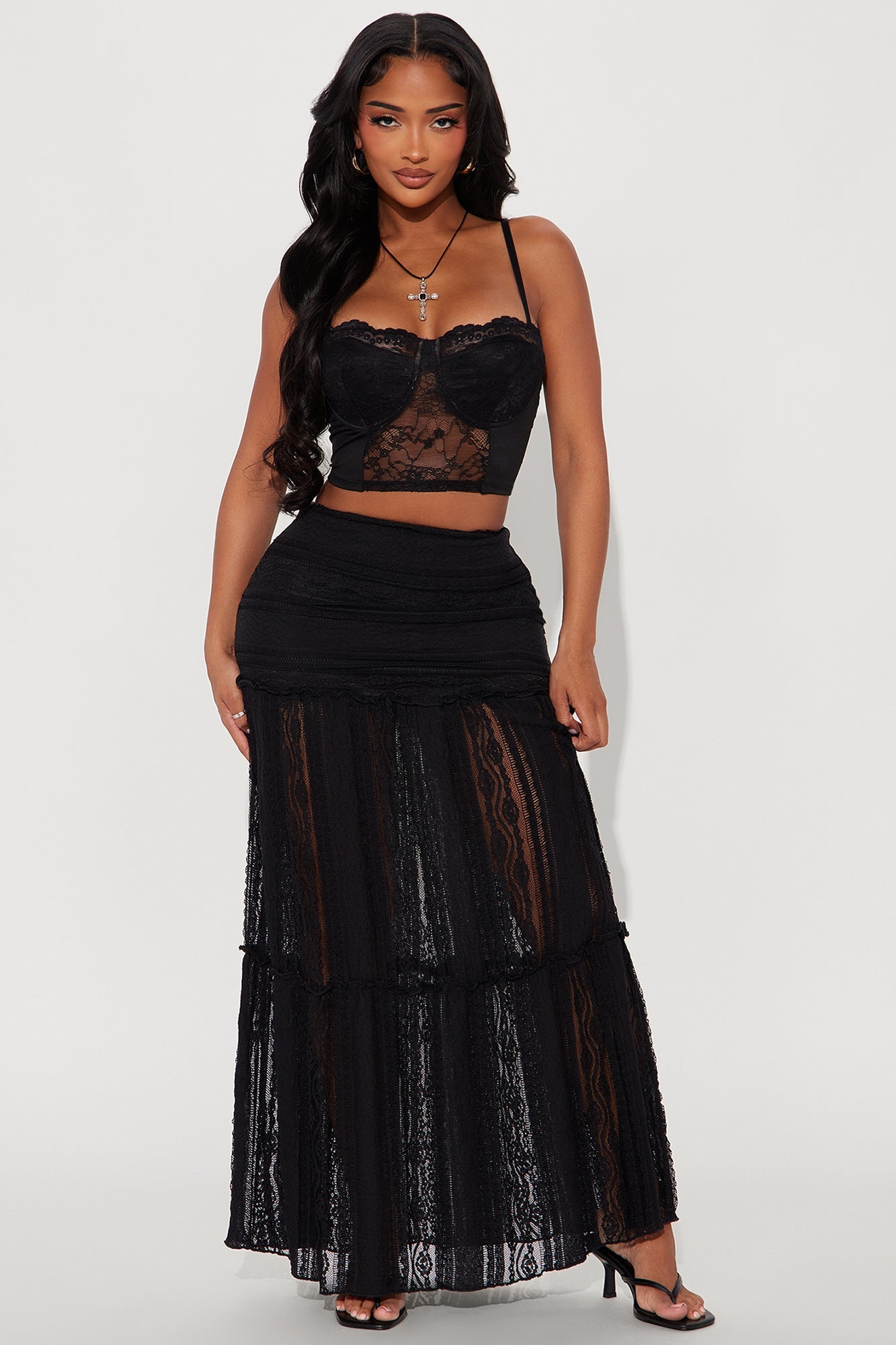 https://cdn.shopify.com/s/files/1/0293/9277/files/02-25-25_S4_24_HS55040FN_Black_RM_DO_13-25-19_24055_PXF_WG.jpg?v=1740680327