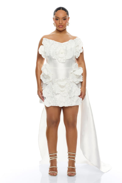 https://cdn.shopify.com/s/files/1/0293/9277/files/02-25-26_S9_25_S24XX004_White_ZSR_KJ_IM_14-08-37_PLUS_0821_BH_SKS.jpg?v=1772468035&with=400&height=600