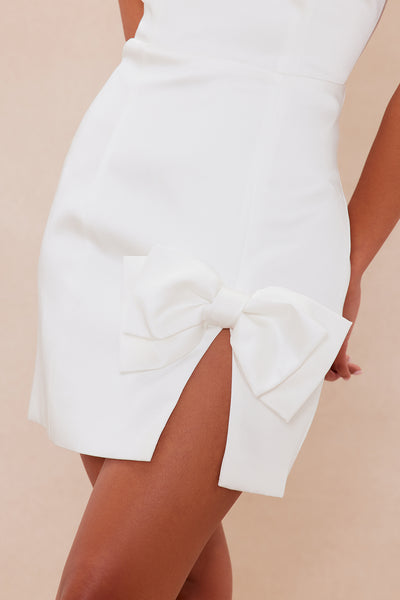 https://cdn.shopify.com/s/files/1/0293/9277/files/02-27-25_S5_36_GW24K2019_White_KJ_DO_14-22-34_9263_PXF.jpg?v=1741042960&with=400&height=600