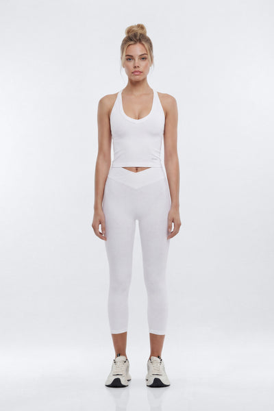 https://cdn.shopify.com/s/files/1/0293/9277/files/02-27-26_S3_PM_23_B125SP1321_BrightWhite_JG_D_19-48-40_9315-1_EH_ES_ES_JA_BH.jpg?v=1773441443&with=400&height=600
