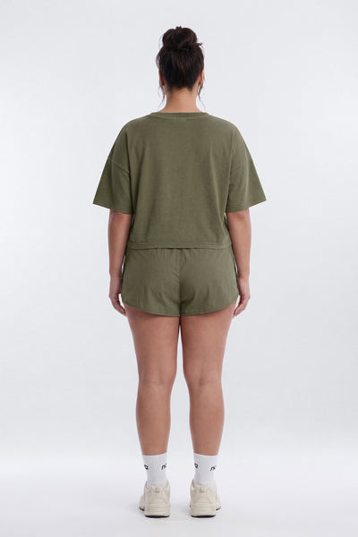 https://cdn.shopify.com/s/files/1/0293/9277/files/02-27-26_S3_PM_4_B12503SP1321_Moss_JG_D_17-09-19_8772-2_EH_ES_ES_ES_JA_PLUS.jpg?v=1778005838&with=400&height=600