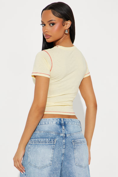 https://cdn.shopify.com/s/files/1/0293/9277/files/02-28-25_S4_42_TFALT2995_Yellow_RK_SS_13-57-44_27103_PXF.jpg?v=1741129262&with=400&height=600