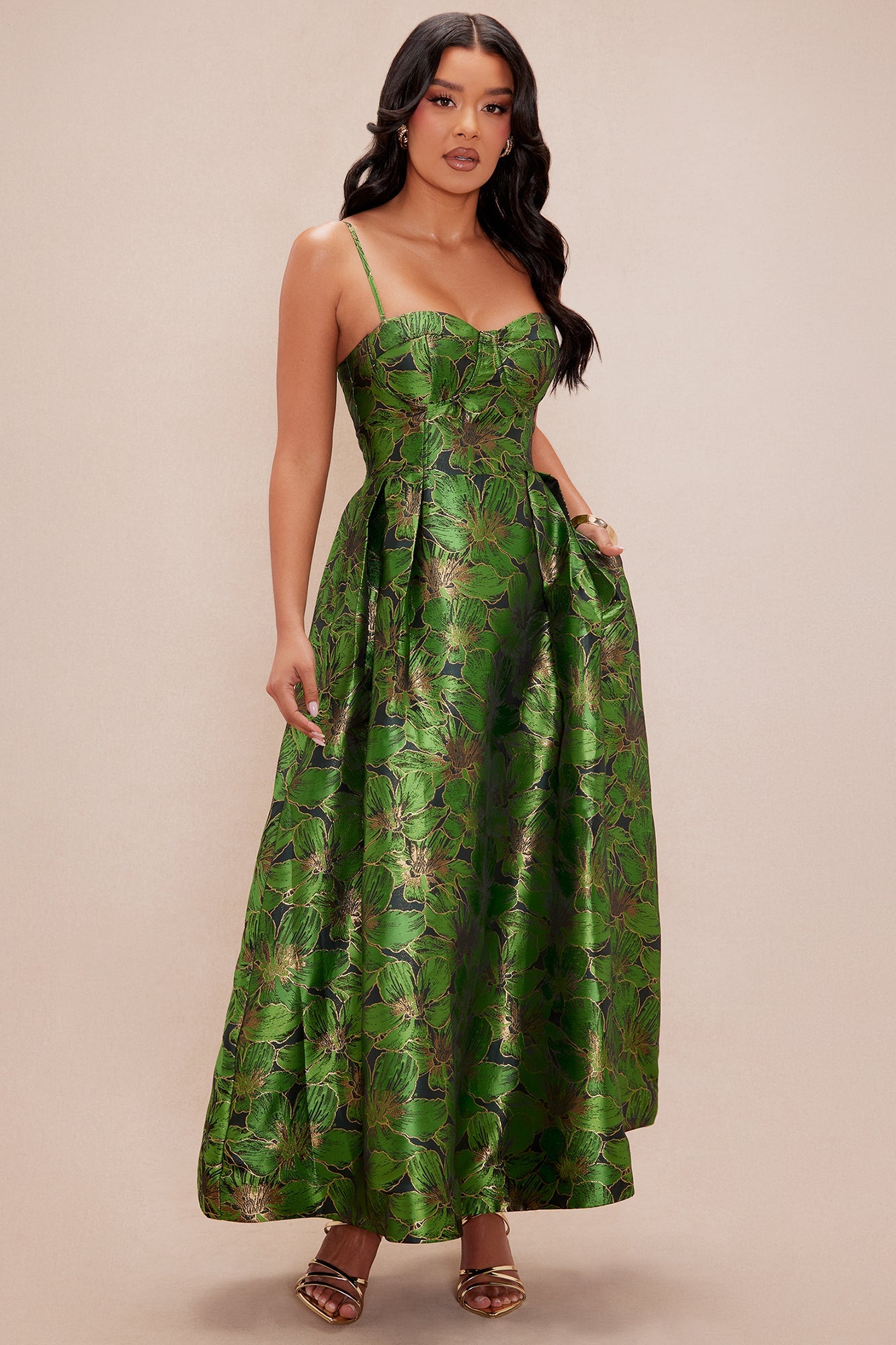 https://cdn.shopify.com/s/files/1/0293/9277/files/02-28-25_S5_5_GW24K2043_Green_KJ_DO_10-22-18_57313_PXF.jpg?v=1741046690