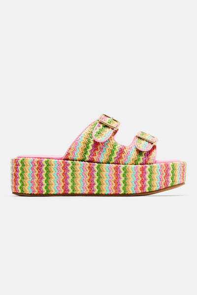 https://cdn.shopify.com/s/files/1/0293/9277/files/02-29-24_S10_29_SALAS_Pinkcombo_P_CXB_11-46-49_6904_CM_ES.jpg?v=1709917704&with=400&height=600