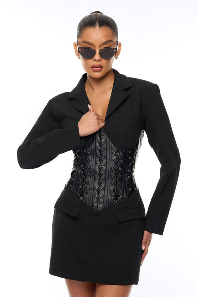 https://cdn.shopify.com/s/files/1/0293/9277/files/03-02-26_S9_32_SK900002_Black_ZSR_AE_IM_15-20-30_1165_PXF_CM.jpg?v=1772733823&with=400&height=600