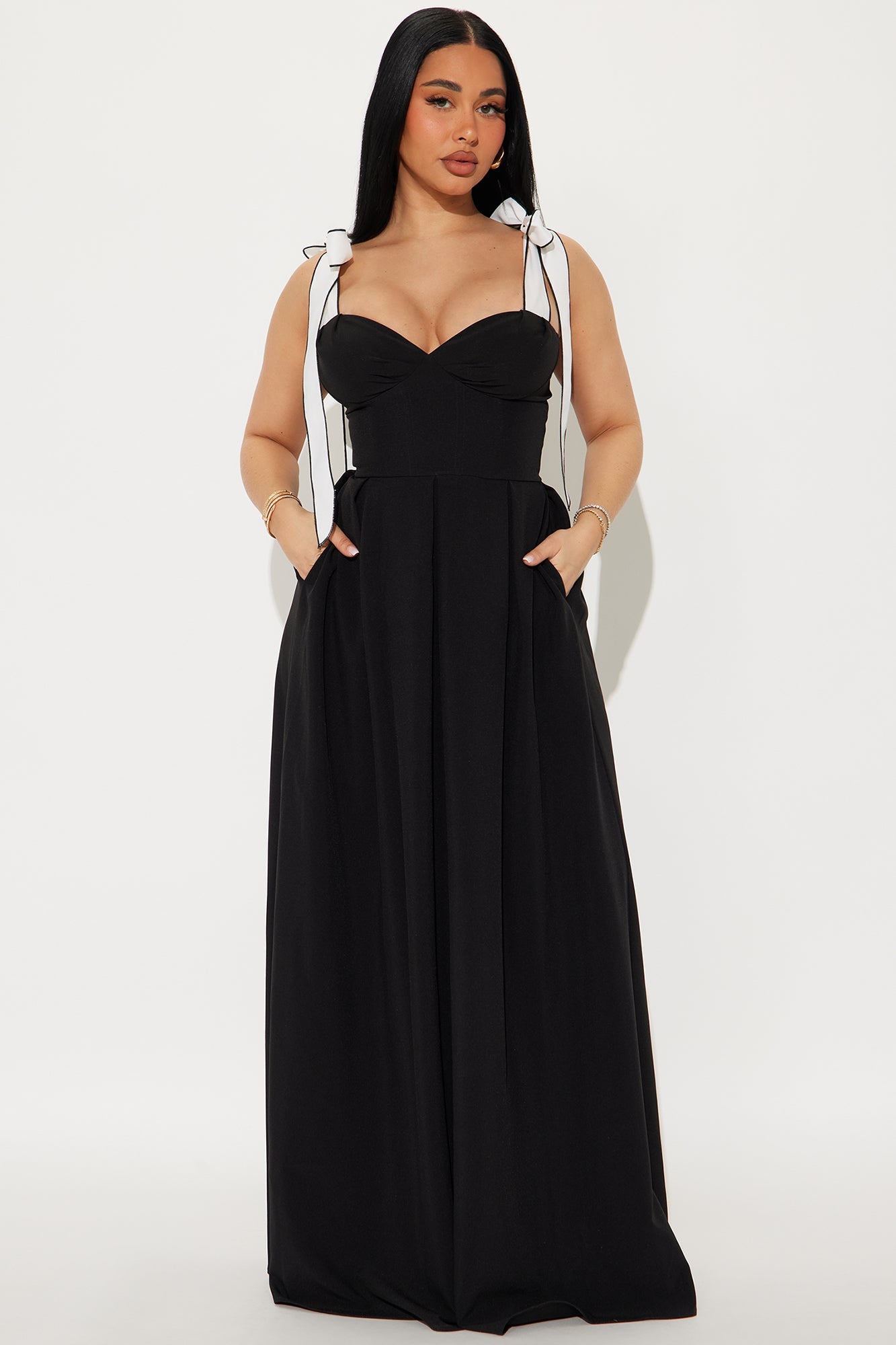 https://cdn.shopify.com/s/files/1/0293/9277/files/03-03-25_S3_49_KSHD408174_BlackWhite_KS_AP_14-34-50_13997_PXF.jpg?v=1741200319