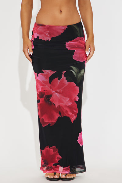 https://cdn.shopify.com/s/files/1/0293/9277/files/03-03-25_S6_43_M6757_BlackPink_RM_IM_13-30-24_38837_PXF.jpg?v=1741214007&with=400&height=600