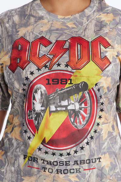 https://cdn.shopify.com/s/files/1/0293/9277/files/03-03-26_S3_24_WAC205AOP_Camouflage_ZSR_KK_MC_11-54-12_PLUS_11004_PXF.jpg?v=1772814423&with=400&height=600