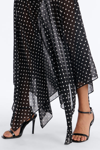 https://cdn.shopify.com/s/files/1/0293/9277/files/03-04-26_S3_16_OLECNWSNF54010_BlackWhite_KK_JS_11-05-14_43462_BH_SKS.jpg?v=1772814357&with=400&height=600