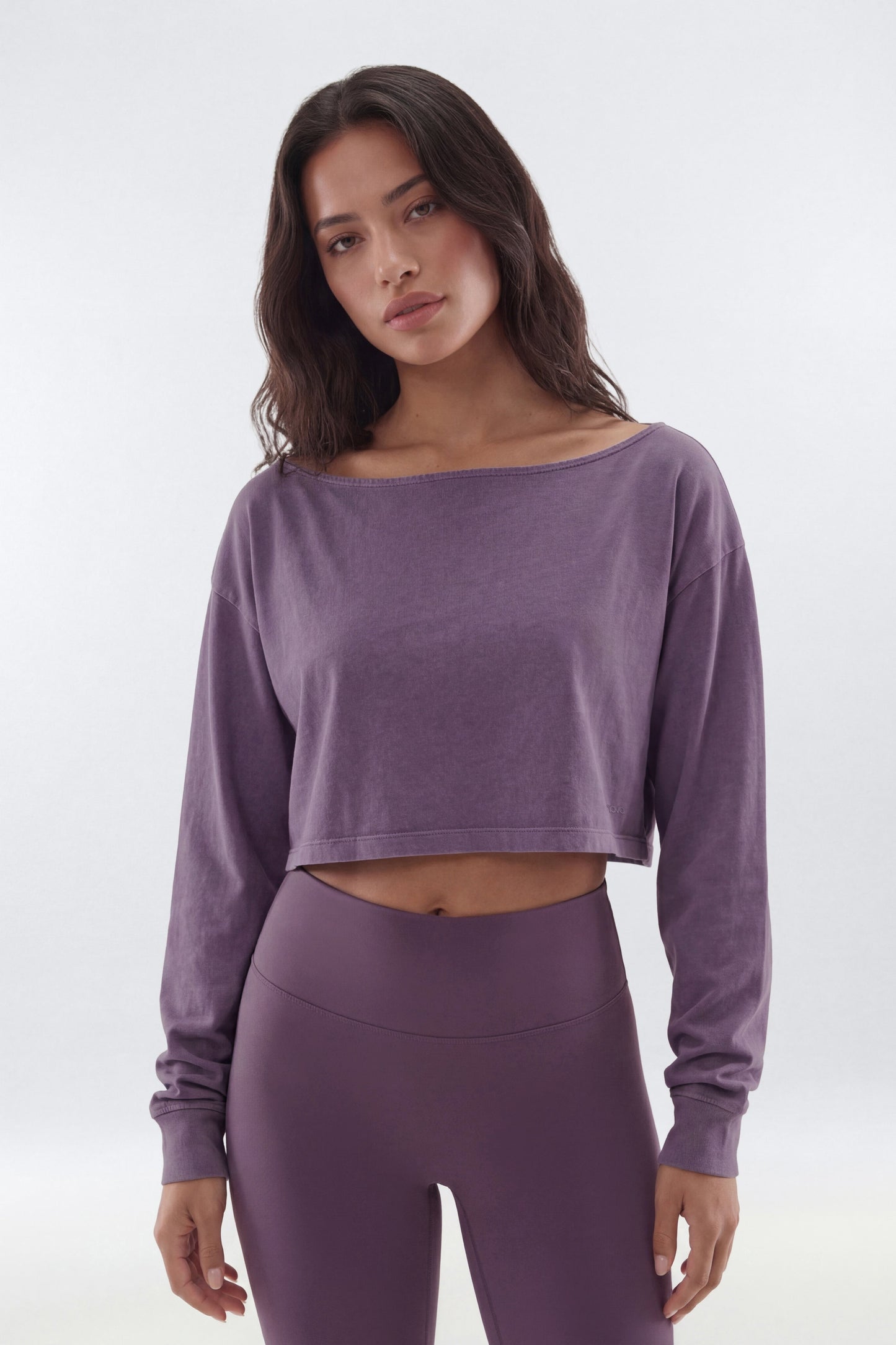 https://cdn.shopify.com/s/files/1/0293/9277/files/03-04-26_S6_PM_31_B125SP1309_Iris_JG_NL_20-20-01_9523-5_ES_ES_ES_SG_JA.jpg?v=1776094221
