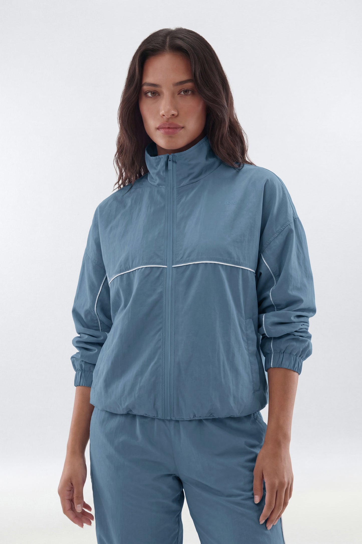 https://cdn.shopify.com/s/files/1/0293/9277/files/03-04-26_S6_PM_33_B12504SP1308_SoftIndigo_JG_NL_20-29-32_9585-6_ES_ES_ES_SG_JA.jpg?v=1776112726