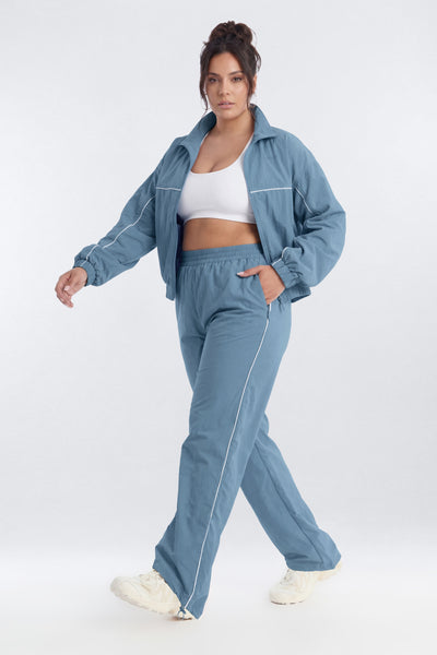 https://cdn.shopify.com/s/files/1/0293/9277/files/03-04-26_S6_PM_34_B12505SB1302_SoftIndigo_JG_NL_20-39-12_10989-14_SG_EH_ES_ES_JA_PLUS.jpg?v=1777322424&with=400&height=600