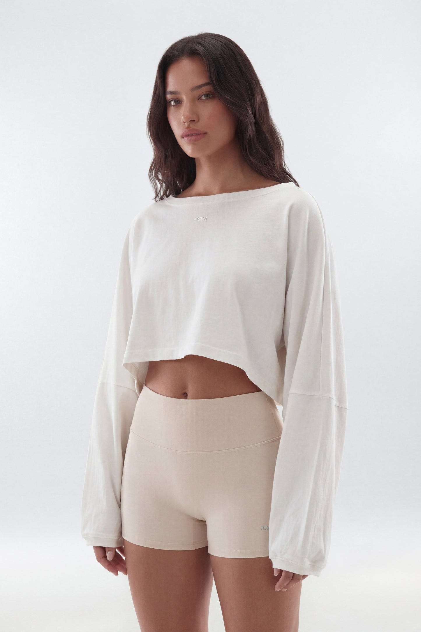 https://cdn.shopify.com/s/files/1/0293/9277/files/03-04-26_S6_PM_8_B12503SP1320_BrightWhite_ZSR_JG_NL_17-36-11_8942-5_ES_ES_ES.jpg?v=1774989488