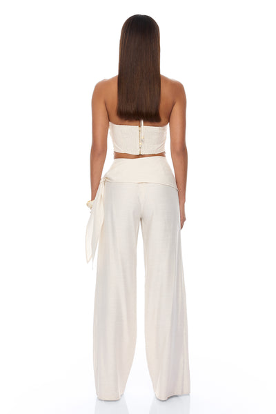 https://cdn.shopify.com/s/files/1/0293/9277/files/03-04-26_S9_5_BZ10395_Cream_AE_IM_11-08-31_0133_PXF.jpg?v=1772820224&with=400&height=600