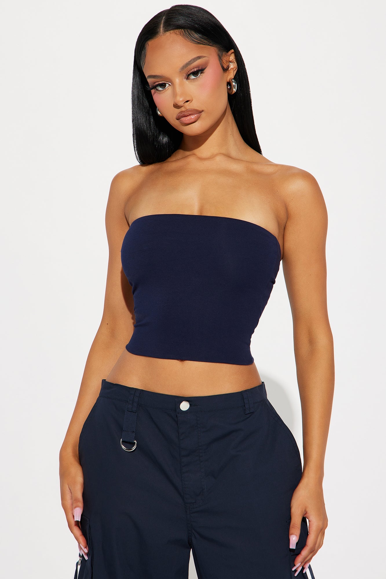 https://cdn.shopify.com/s/files/1/0293/9277/files/03-05-24_S2_22_T9325_Navy_HY_RL_11-38-16_3691_PXF.jpg?v=1709766072