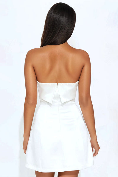 https://cdn.shopify.com/s/files/1/0293/9277/files/03-05-25_S9_52_MD5171FN_OffWhite_LP_PC_13-18-25_0030_CM-Amira_PXF.jpg?v=1742402149&with=400&height=600